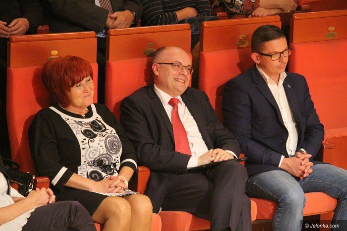 uroczysta-akademia-z-okazji-dnia-seniora-foto-71280