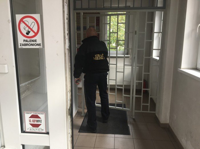 praca-w-strazy-miejskiejsa-chetni-foto-71302