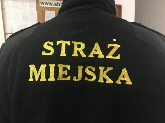 praca-w-strazy-miejskiejsa-chetni-foto-71302