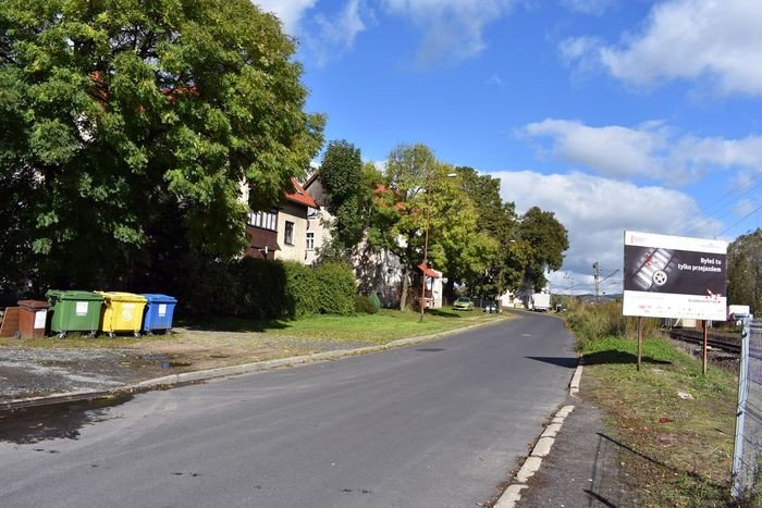 czytelnicy-przez-pociagi-pekaja-nam-sciany-foto-71308