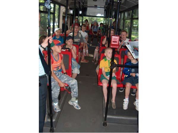 bezpieczne-wakacje-ze-straza-miejska-2005-relacja-7133