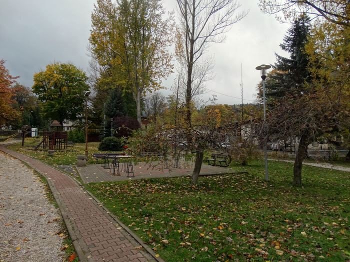 strazacy-urzadza-skwer-w-centrum-szklarskiej-poreby-foto-71383