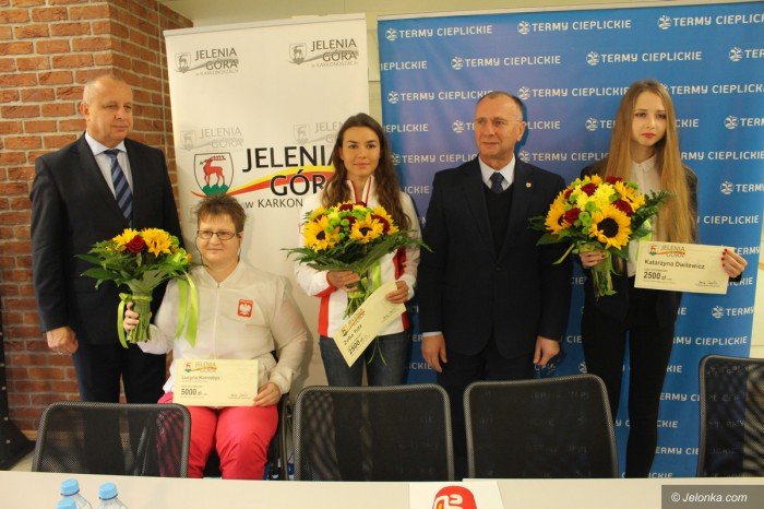 medalistki-z-jeleniej-gory-nagrodzone-foto-71399