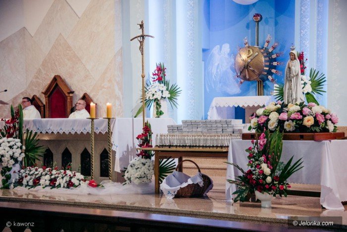 procesja-fatimska-przesza-ulicami-cieplic-foto-71408