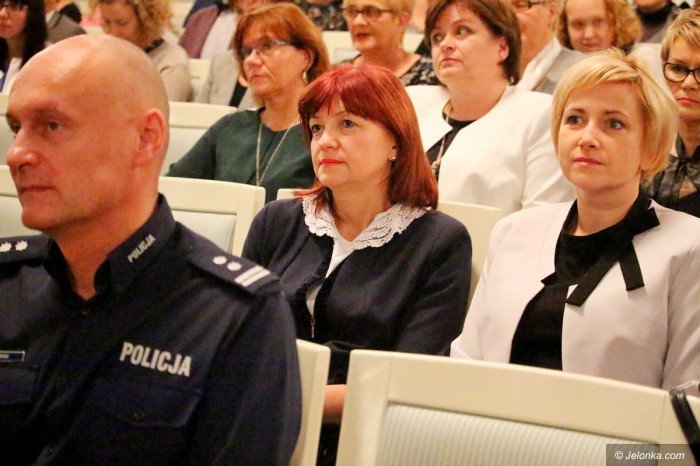 swieto-pracownikow-oswiaty-z-nagrodami-foto-71420