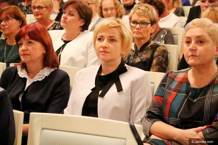 swieto-pracownikow-oswiaty-z-nagrodami-foto-71420