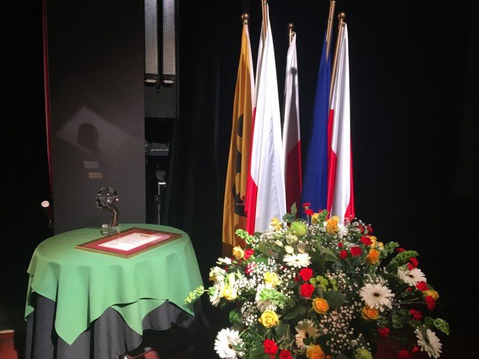uroczysta-sesja-wojewodztwa-pena-nagrod-foto-71430