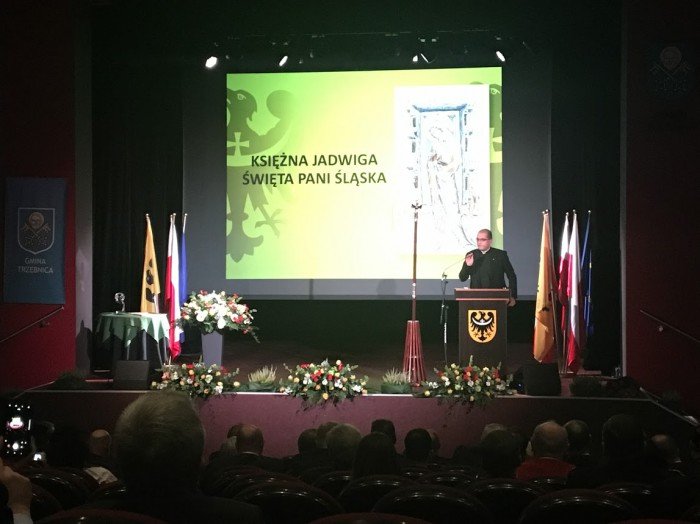 uroczysta-sesja-wojewodztwa-pena-nagrod-foto-71430