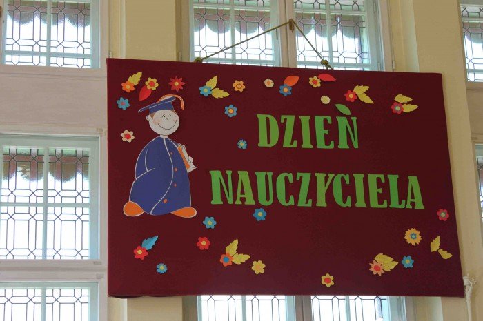 dwojka-swietuje-dzien-nauczyciela-foto-71453