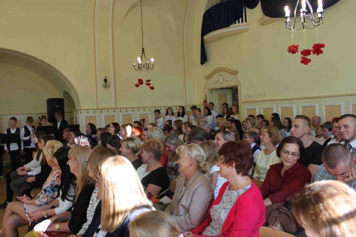 dwojka-swietuje-dzien-nauczyciela-foto-71453