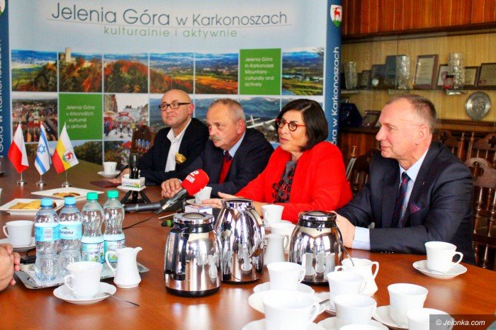 ambasador-izraela-z-wizyta-w-jeleniej-gorze-foto-71508