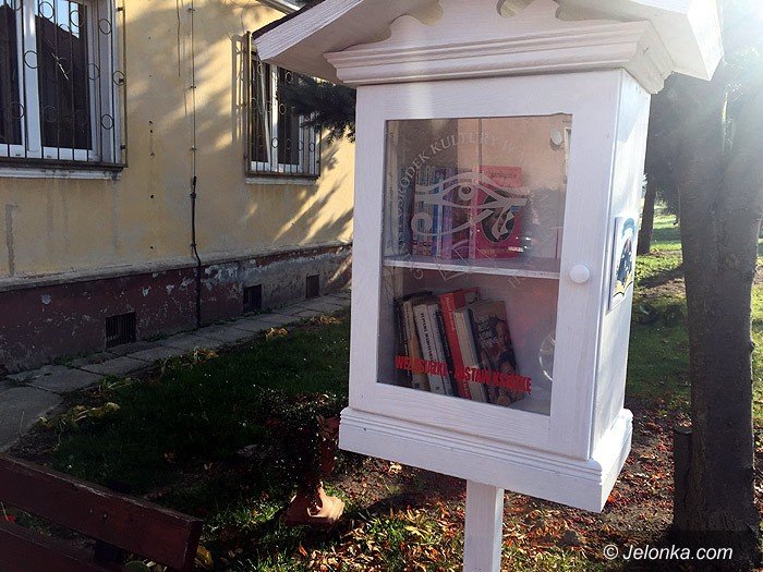 w-mysakowicach-powstay-minibiblioteki-foto-71516