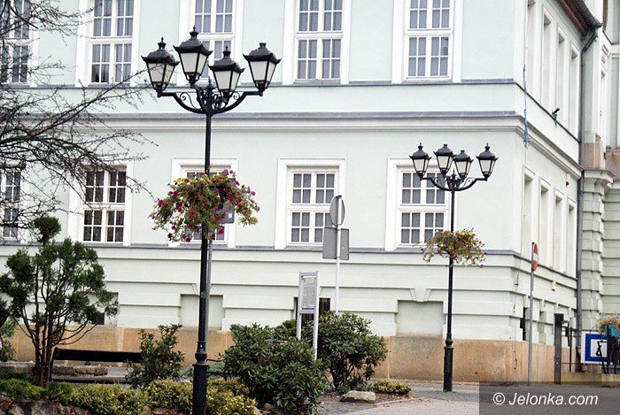 w-kowarach-po-zmroku-bedzie-jasniej-foto-71555