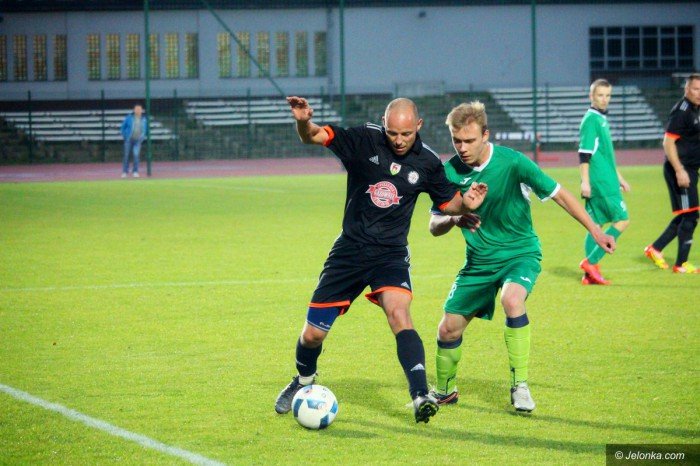 radosny-futbol-przy-zotniczej-foto-71625