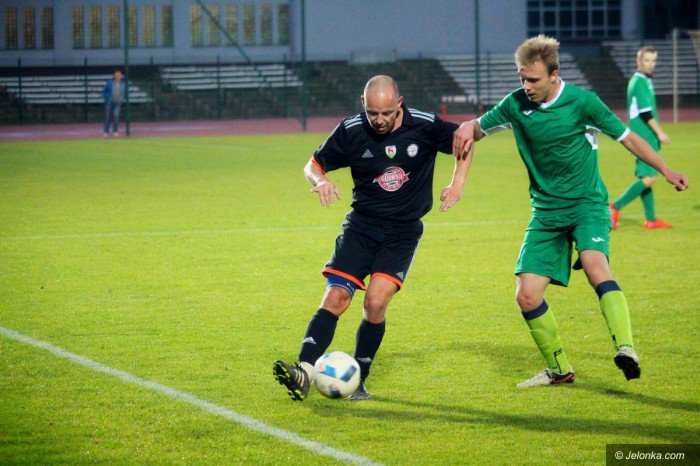 radosny-futbol-przy-zotniczej-foto-71625
