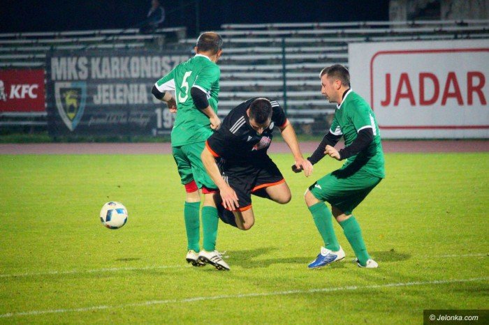 radosny-futbol-przy-zotniczej-foto-71625