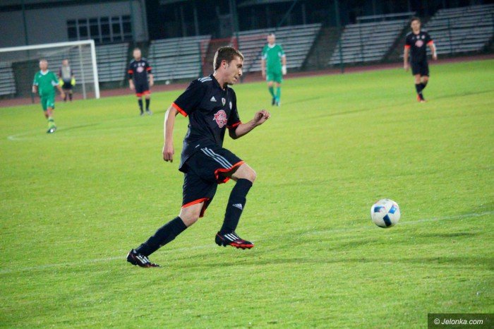 radosny-futbol-przy-zotniczej-foto-71625