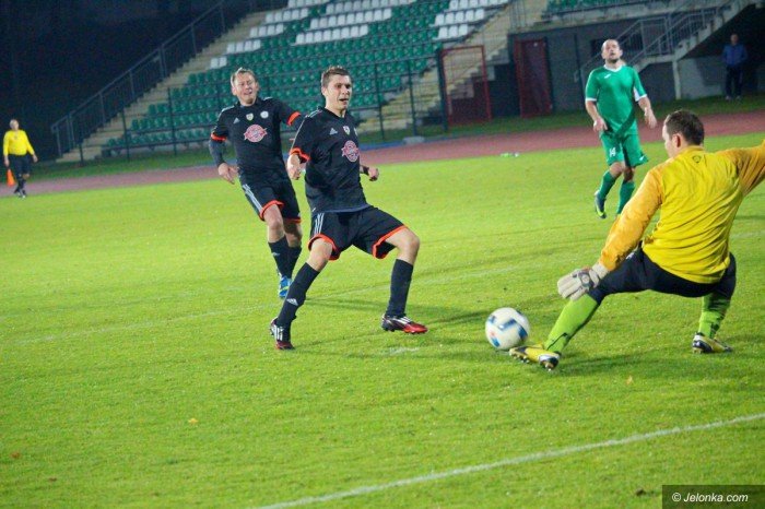 radosny-futbol-przy-zotniczej-foto-71625