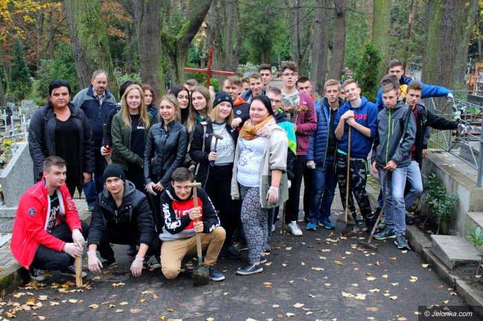 modziez-z-bursy-szkolnej-w-czynie-spoecznym-foto-71628