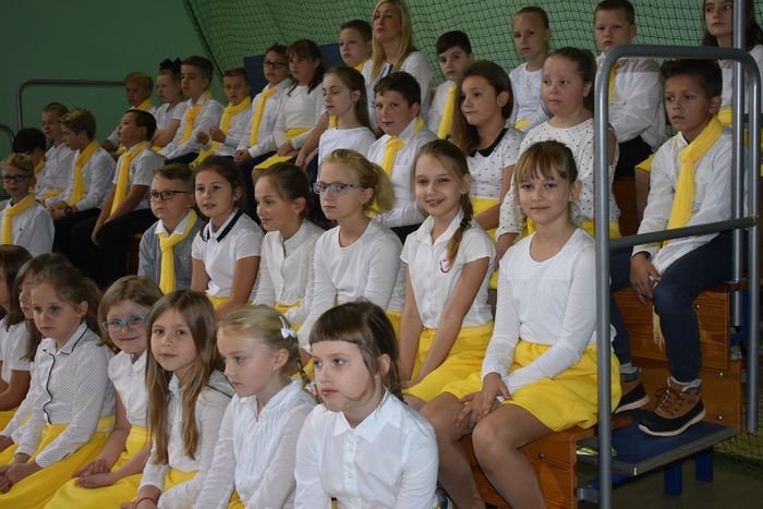 pasowanie-pierwszakow-w-dziesiatce-foto-71649