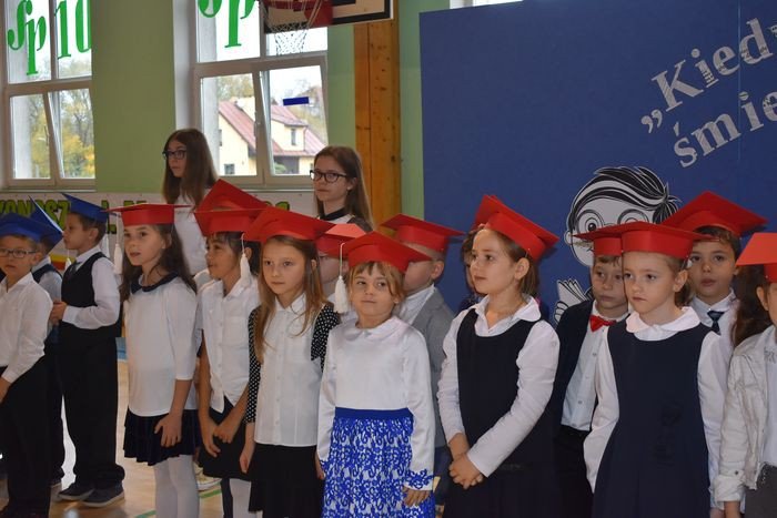 pasowanie-pierwszakow-w-dziesiatce-foto-71649