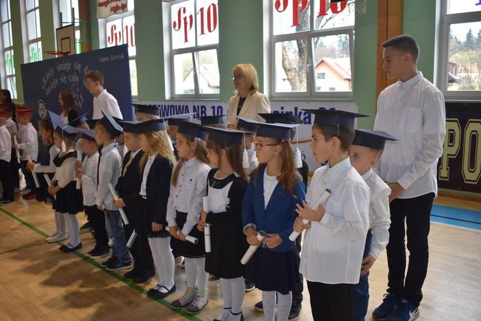 pasowanie-pierwszakow-w-dziesiatce-foto-71649