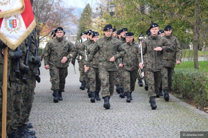 odsonili-epitafium-pamieci-ofiar-smolenskich-foto-71652