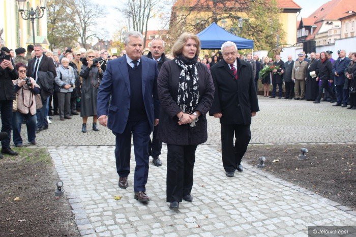 odsonili-epitafium-pamieci-ofiar-smolenskich-foto-71652