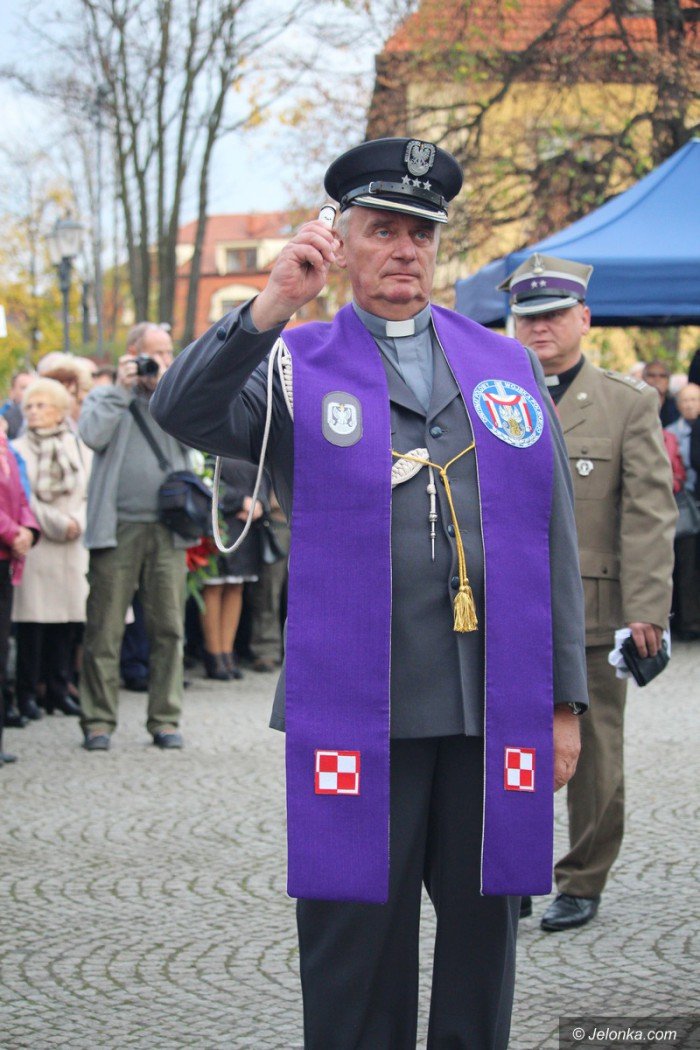 odsonili-epitafium-pamieci-ofiar-smolenskich-foto-71652