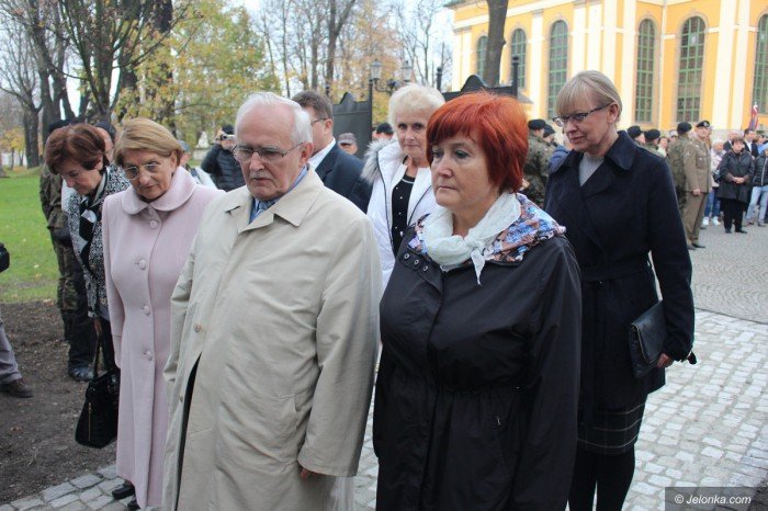 odsonili-epitafium-pamieci-ofiar-smolenskich-foto-71652
