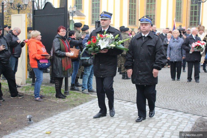 odsonili-epitafium-pamieci-ofiar-smolenskich-foto-71652