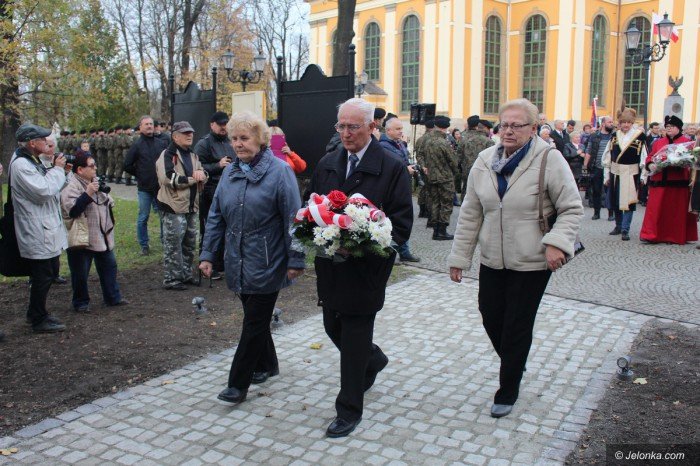 odsonili-epitafium-pamieci-ofiar-smolenskich-foto-71652