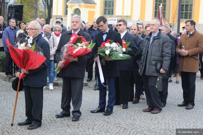 odsonili-epitafium-pamieci-ofiar-smolenskich-foto-71652