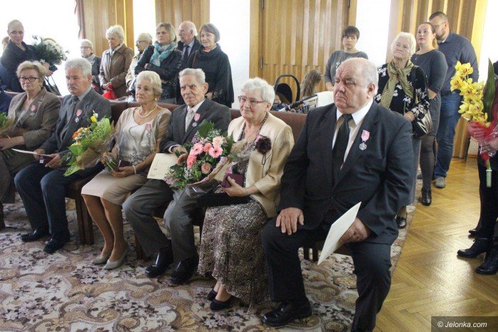 od-50-lat-razem-daja-przykad-modym-foto-71654