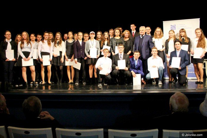 stypendia-dla-zdolnych-od-fundacji-szmajdzinskiego-foto-71659