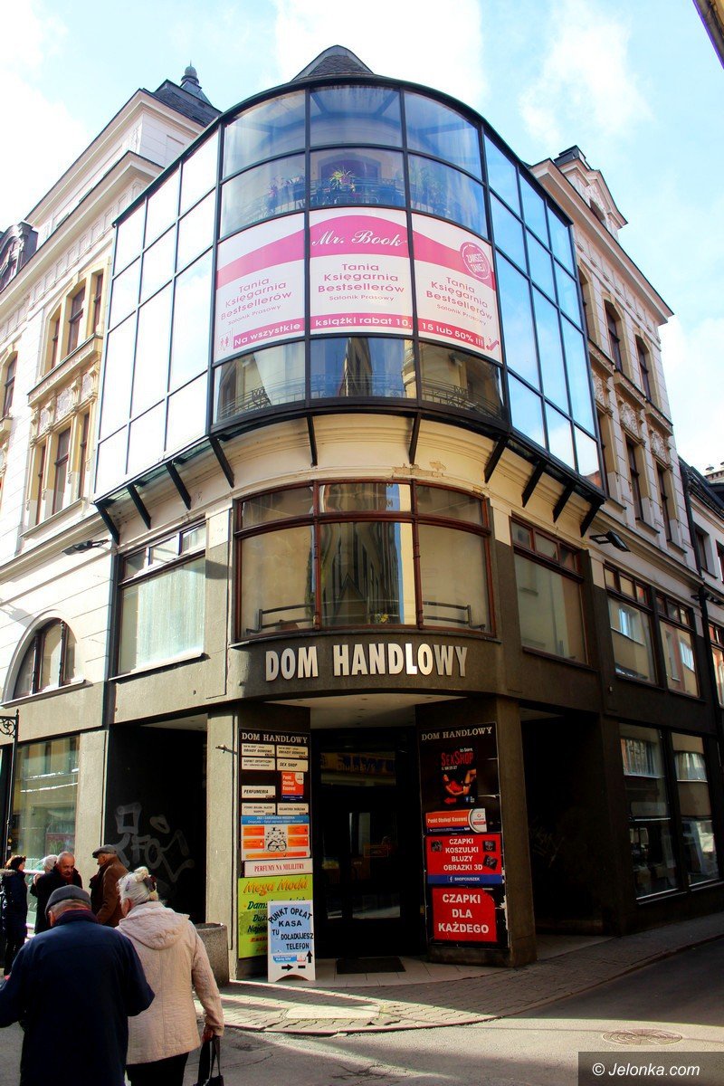 dom-handlowy-generuje-duze-straty-foto-72007