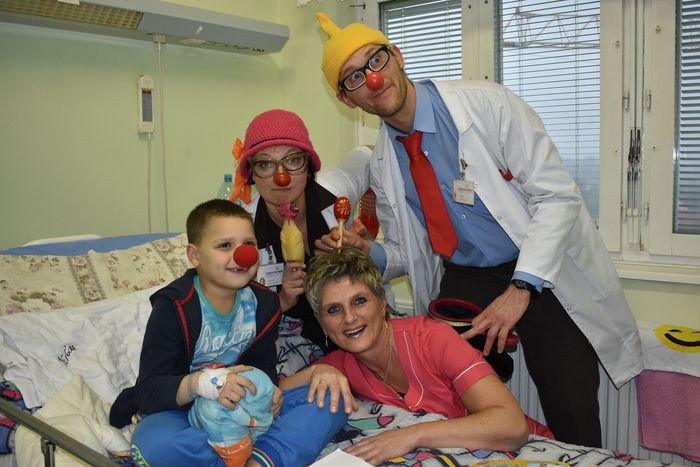 czerwone-noski-na-pediatrii-foto-72028