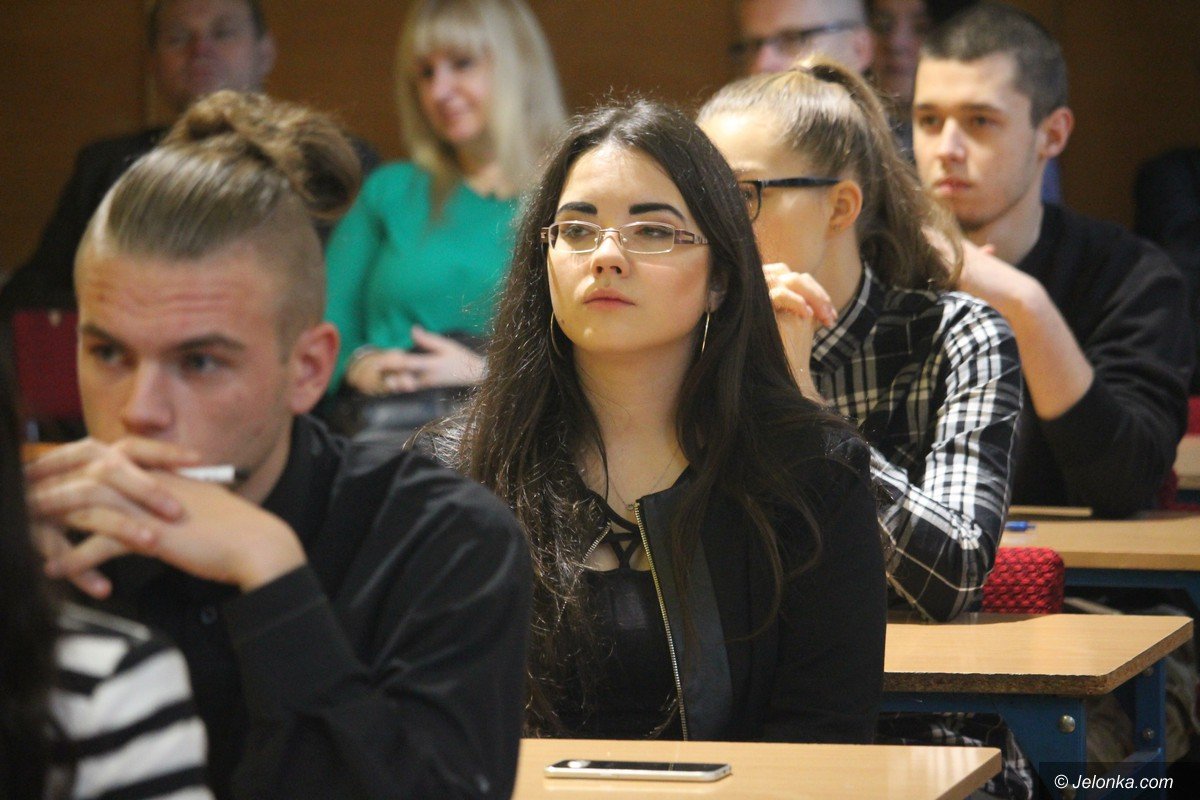 kto-zwyciezy-w-konkursie-wiedzy-o-sejmie-foto-72031
