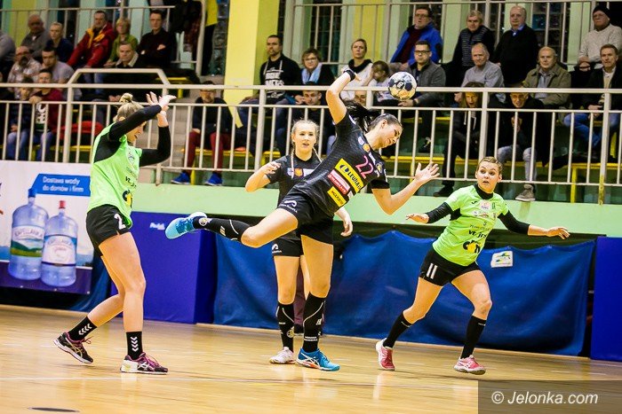 trzy-punkty-zostay-w-jeleniej-gorze-foto-72043