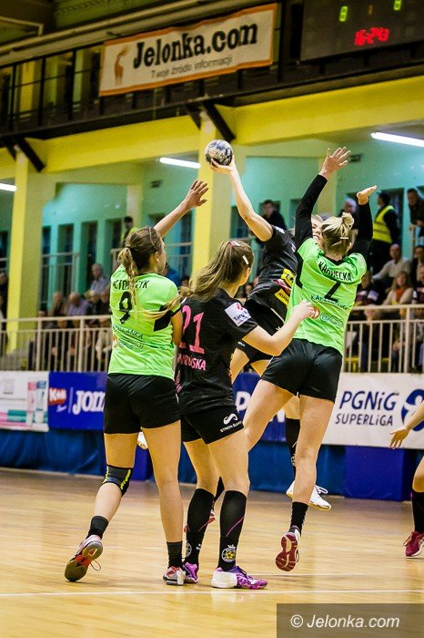 trzy-punkty-zostay-w-jeleniej-gorze-foto-72043