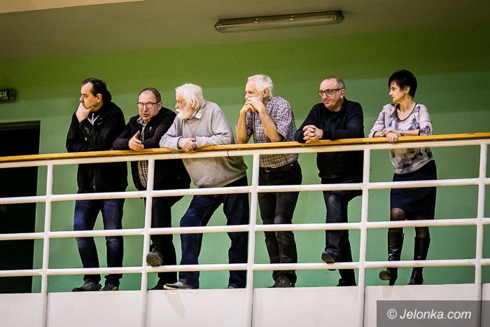 trzy-punkty-zostay-w-jeleniej-gorze-foto-72043