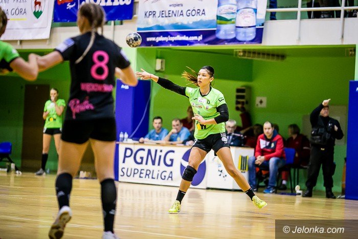 trzy-punkty-zostay-w-jeleniej-gorze-foto-72043
