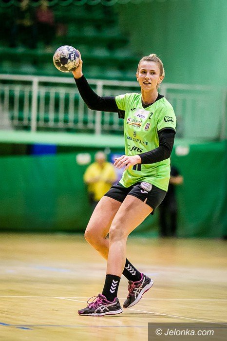 trzy-punkty-zostay-w-jeleniej-gorze-foto-72043
