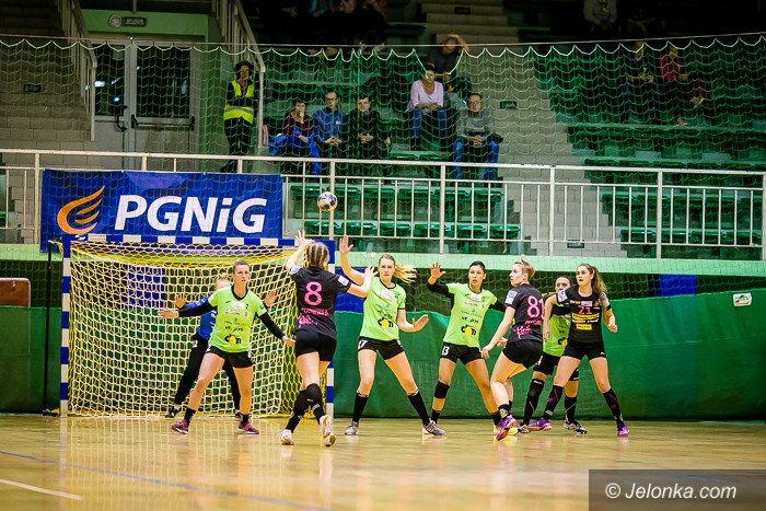 trzy-punkty-zostay-w-jeleniej-gorze-foto-72043
