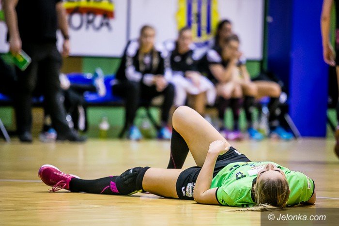 trzy-punkty-zostay-w-jeleniej-gorze-foto-72043