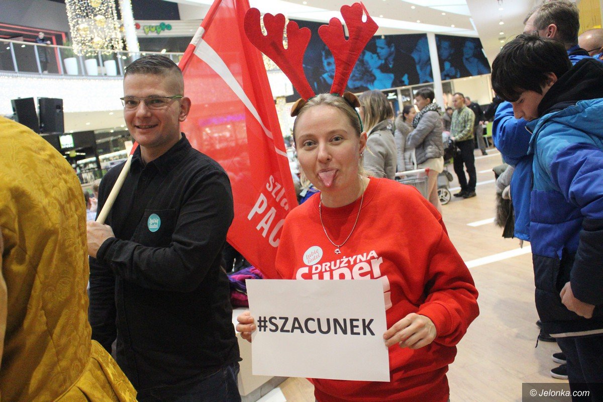 szlachetna-paczka-wystartowaa-foto-72052
