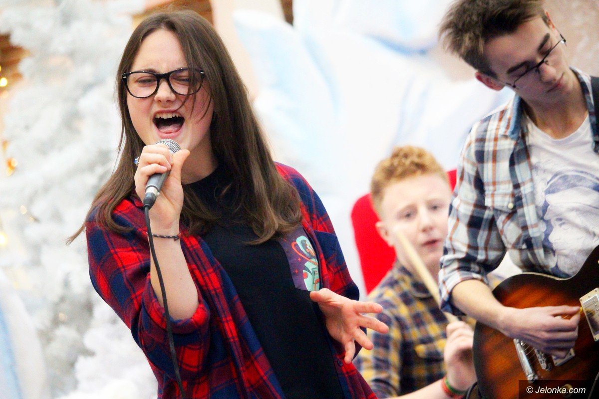 szlachetna-paczka-wystartowaa-foto-72052