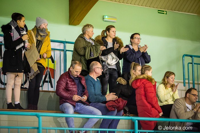kolejny-pogrom-jeleniogorzanek-foto-72187