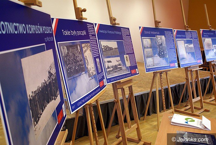 wystawa-100lecie-lotnictwa-w-polsce-foto-72232