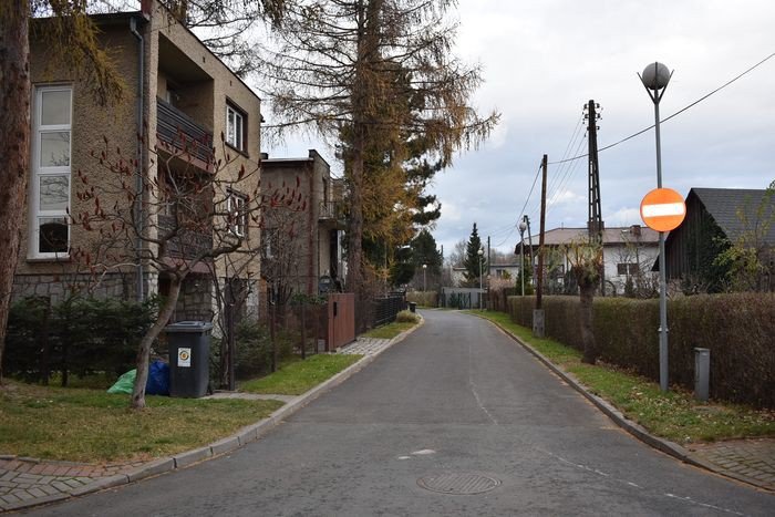 czytelnik-karetki-badza-na-os-reymonta-foto-72239